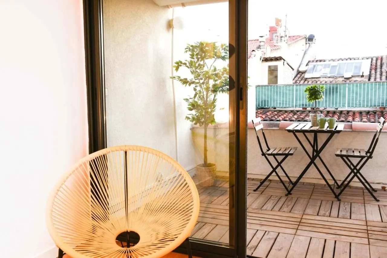 Le Duplex - Terrasse Au Coeur De Marseille Panier contacts
