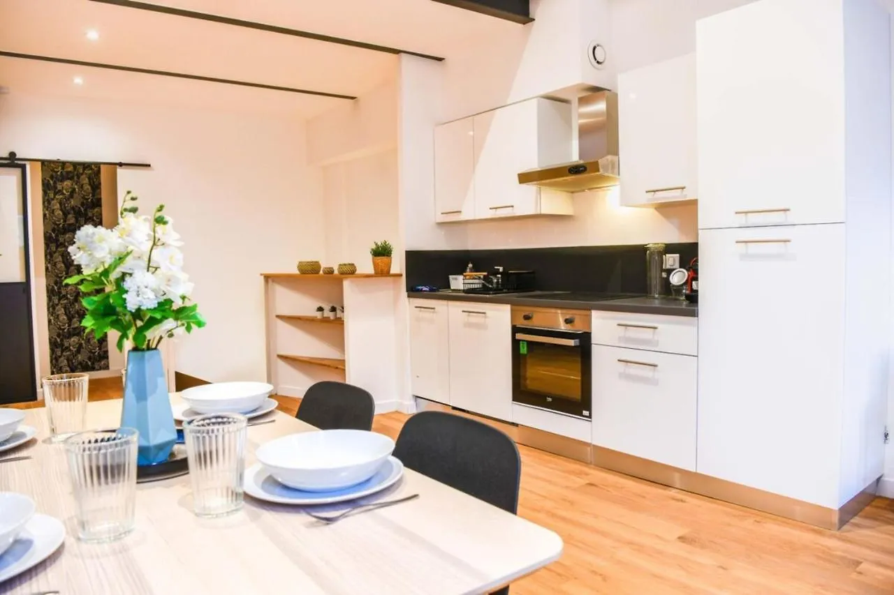 Le Duplex - Terrasse Au Coeur De Marseille Panier Apartment
